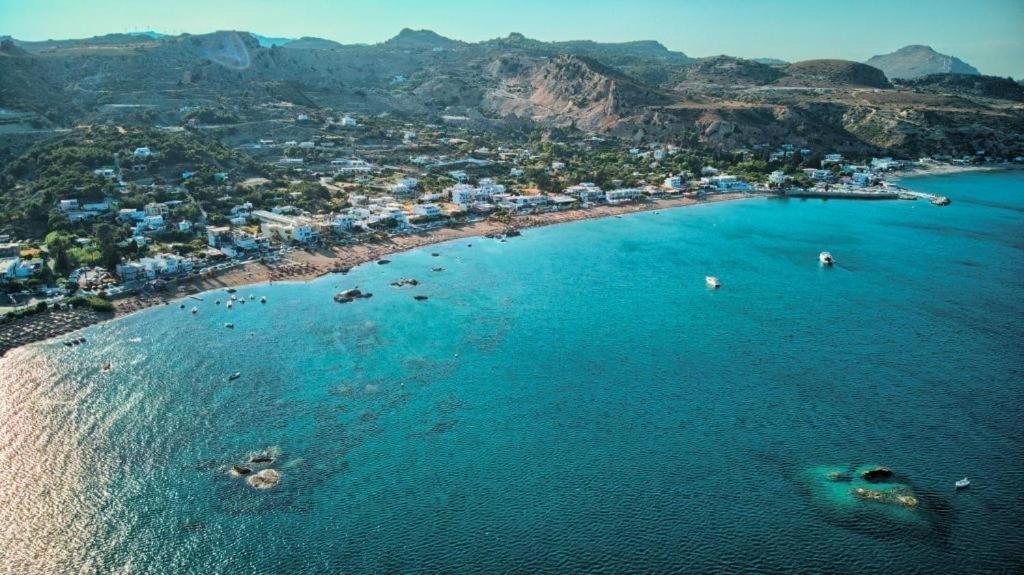 🏖️ 스테그나 해변 (파랄리아 스테그나)