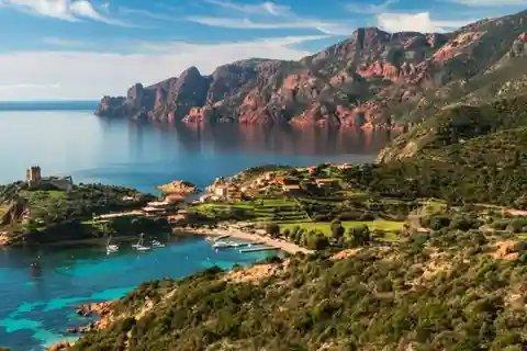 🏖️ 칼코스 해변 (할코스)