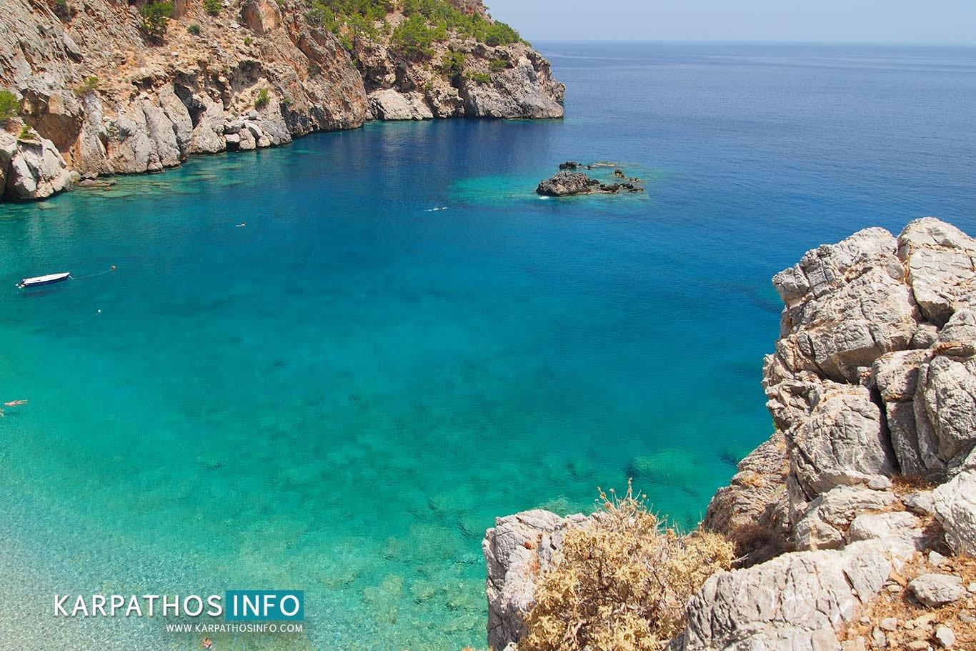 해변 진입로 위쪽 조망점