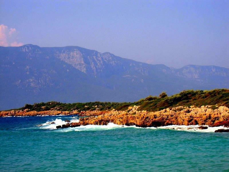 🏖️ 칼라토스 해변 (파랄리아 칼라토스)