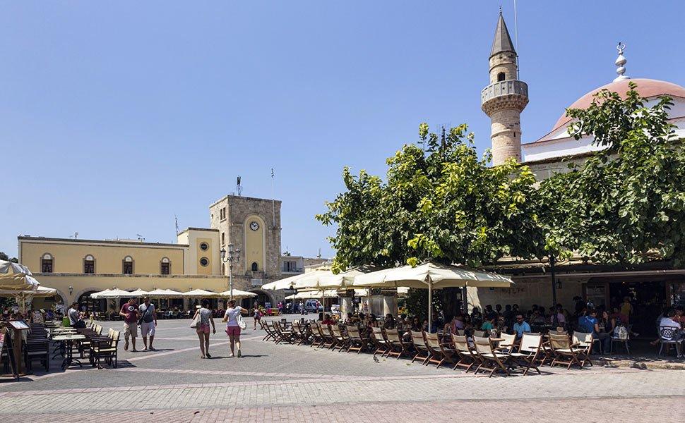 🏛️ 자유 중앙 광장 (켄트리키 플라티아 엘레프테리아스)