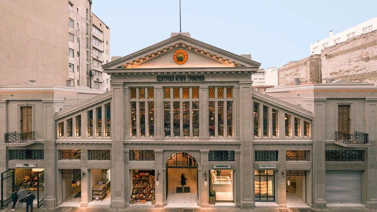 시장 외부 건축물