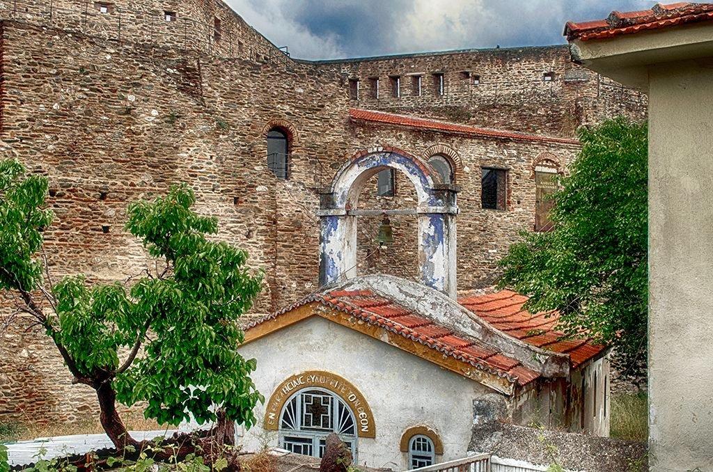 옛 감옥 안뜰 및 복도