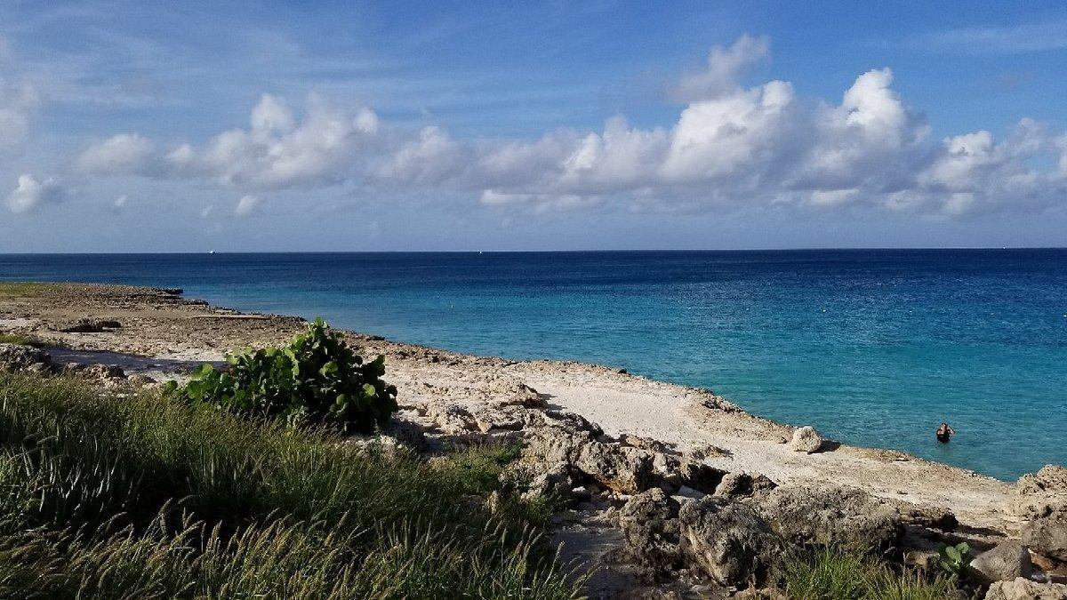 🏖️ 카보스 해변 (파랄리아 카부)