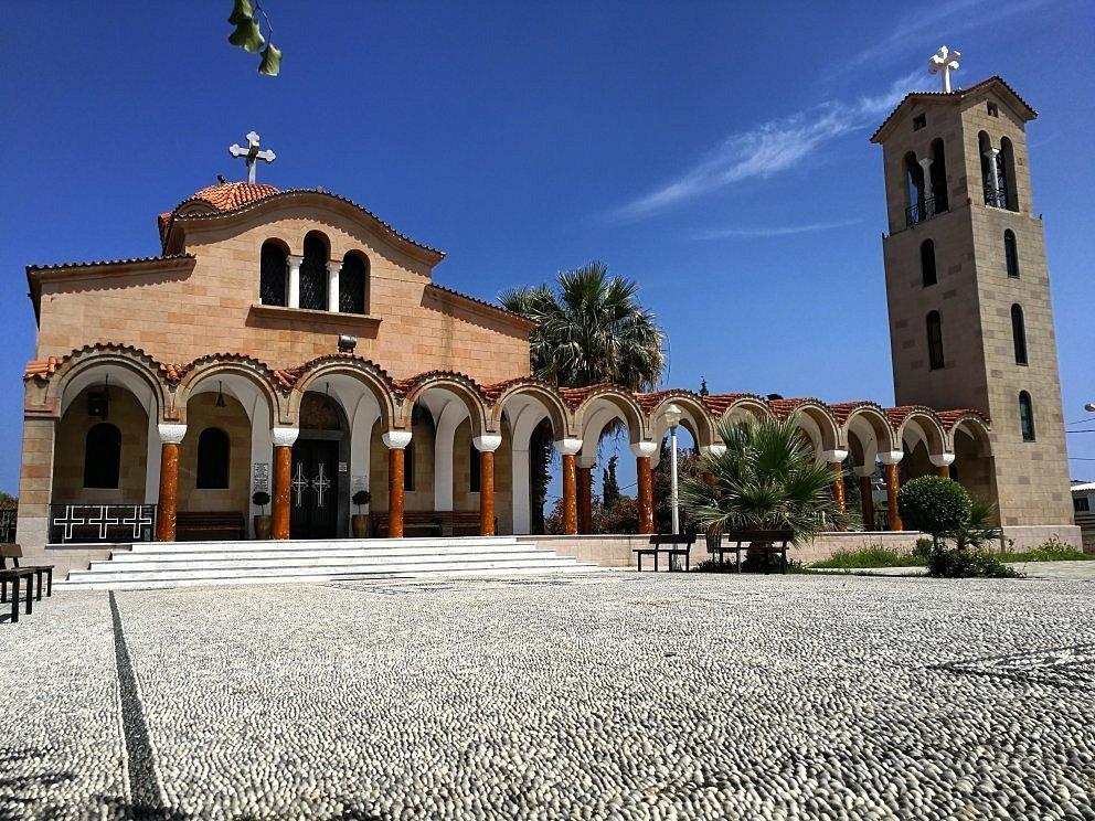 ⛪ 성 넥타리오스 교회 (아요스 넥타리오스)