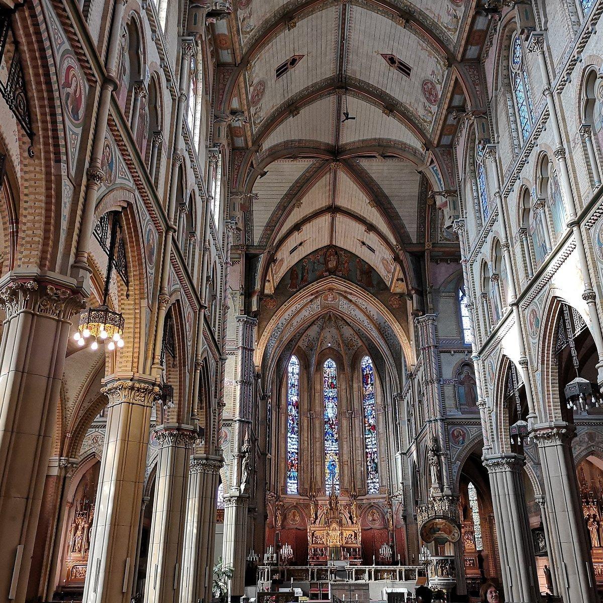 ⛪ 마리아 반 예세 교회(마리아 반 예세커르크)