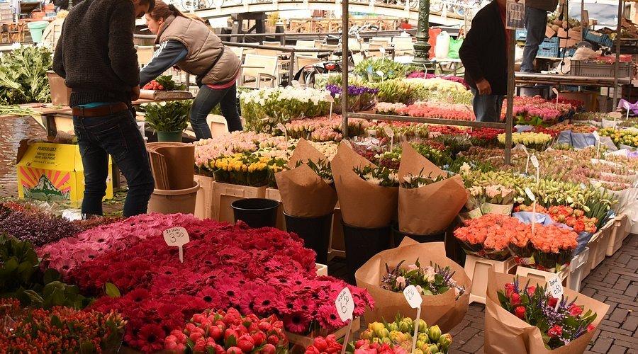 🛒 레이던 시장 (수·토요일)