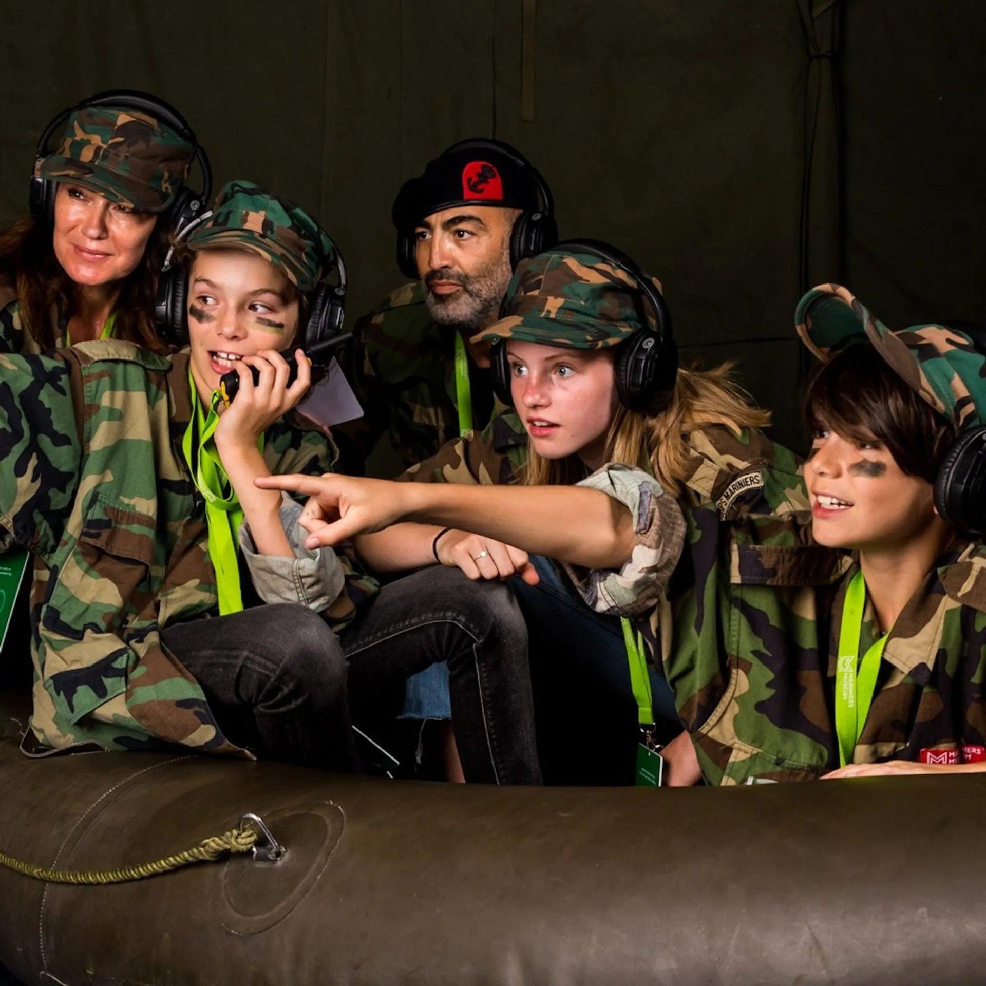 인터랙티브 전시 체험 중