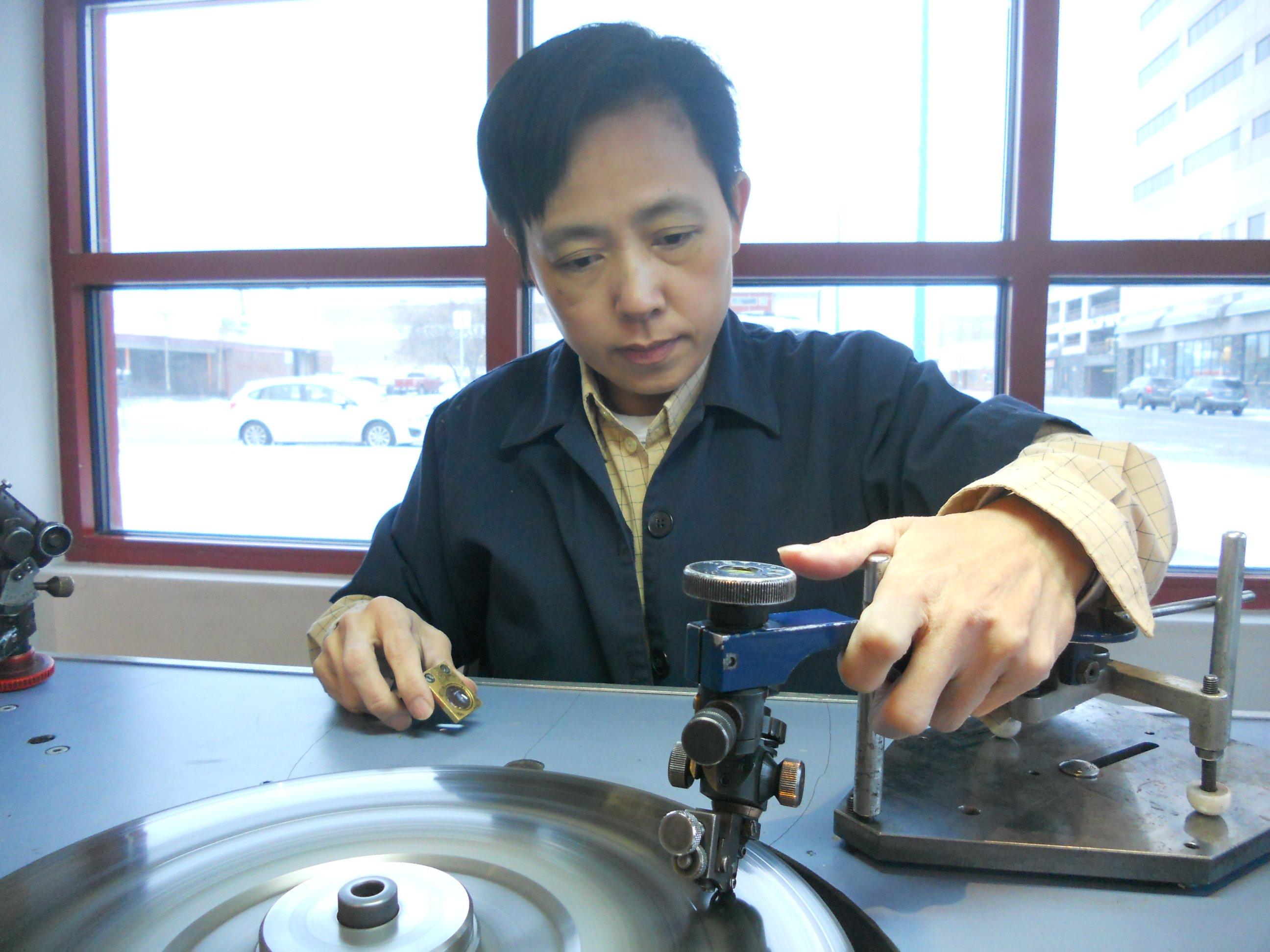 다이아몬드 연마 시연 작업장