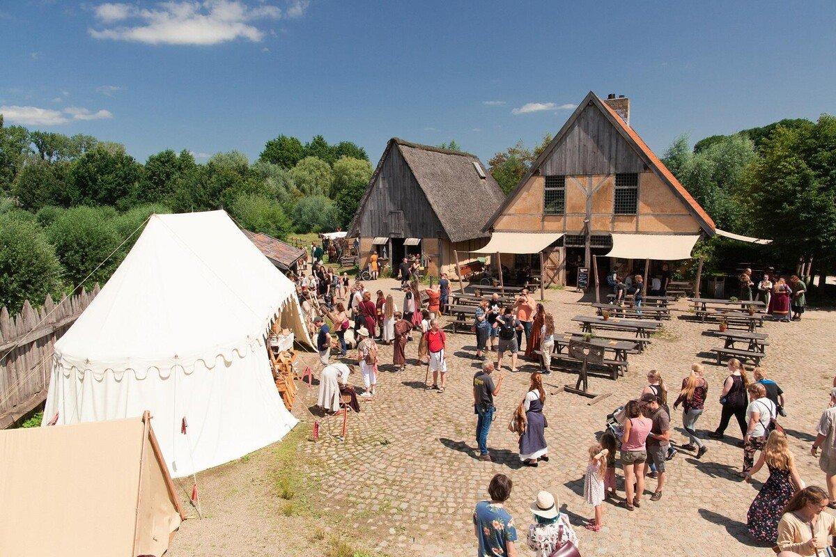 선사시대 마을 바이킹 축제