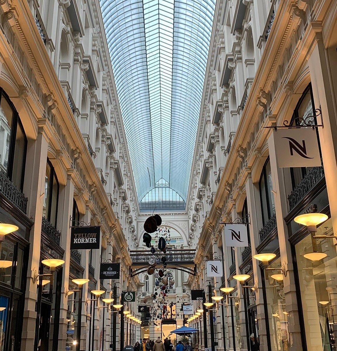 🛍️ 더 파사주 (De Passage)