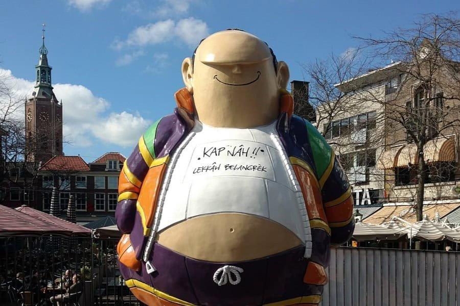 🗿 하흐서 하리 동상 (스탄트빌트 하흐서 하리)