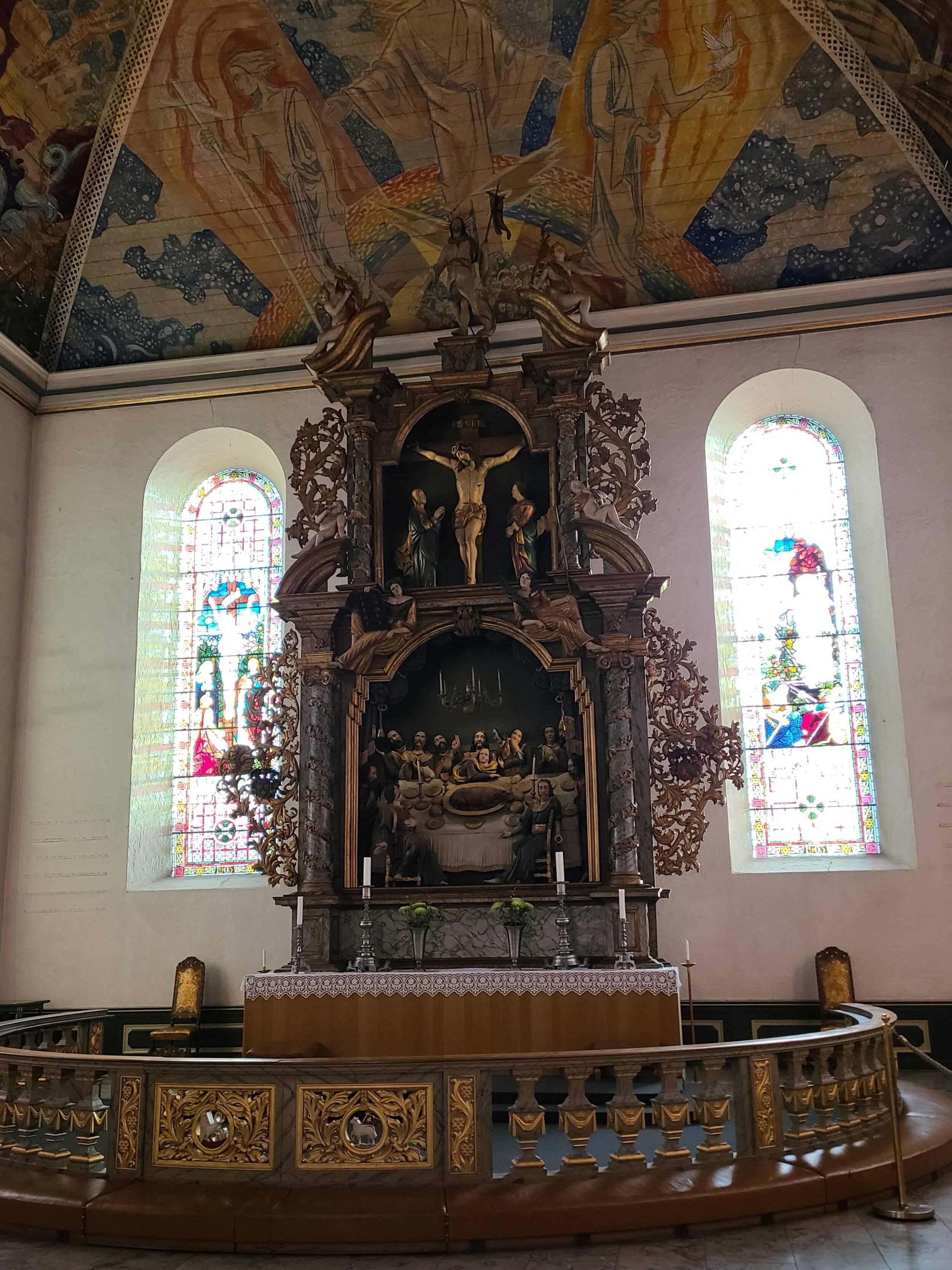 스테인드글라스 창가