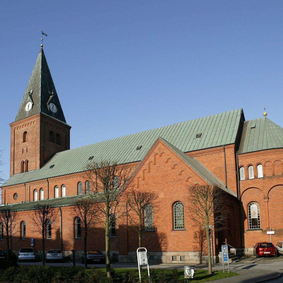 ⛪ 성모 마리아 교회 (보르 프루에 시르케)