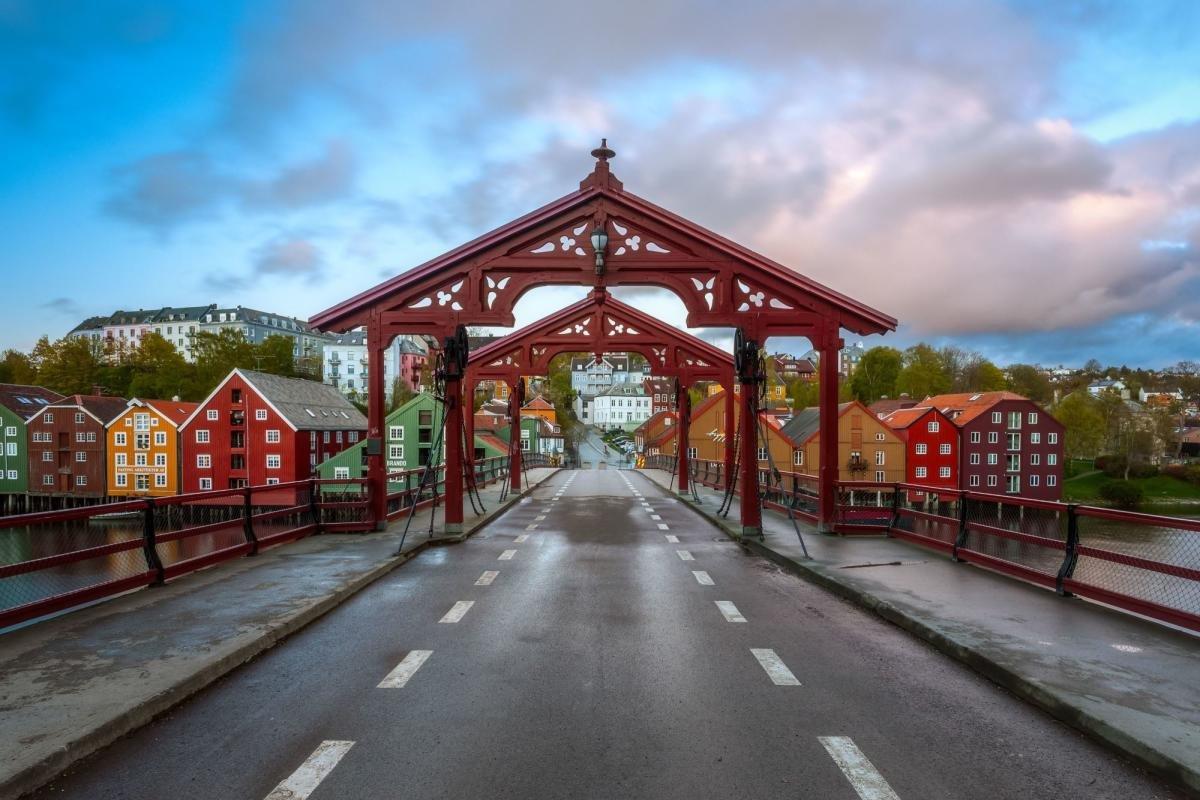 🌉 올드 타운 다리 (감레 비브로)