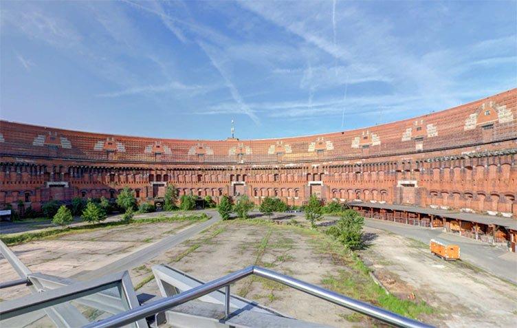 내부 안뜰(Innenhof) 상단부 (접근 가능 시)