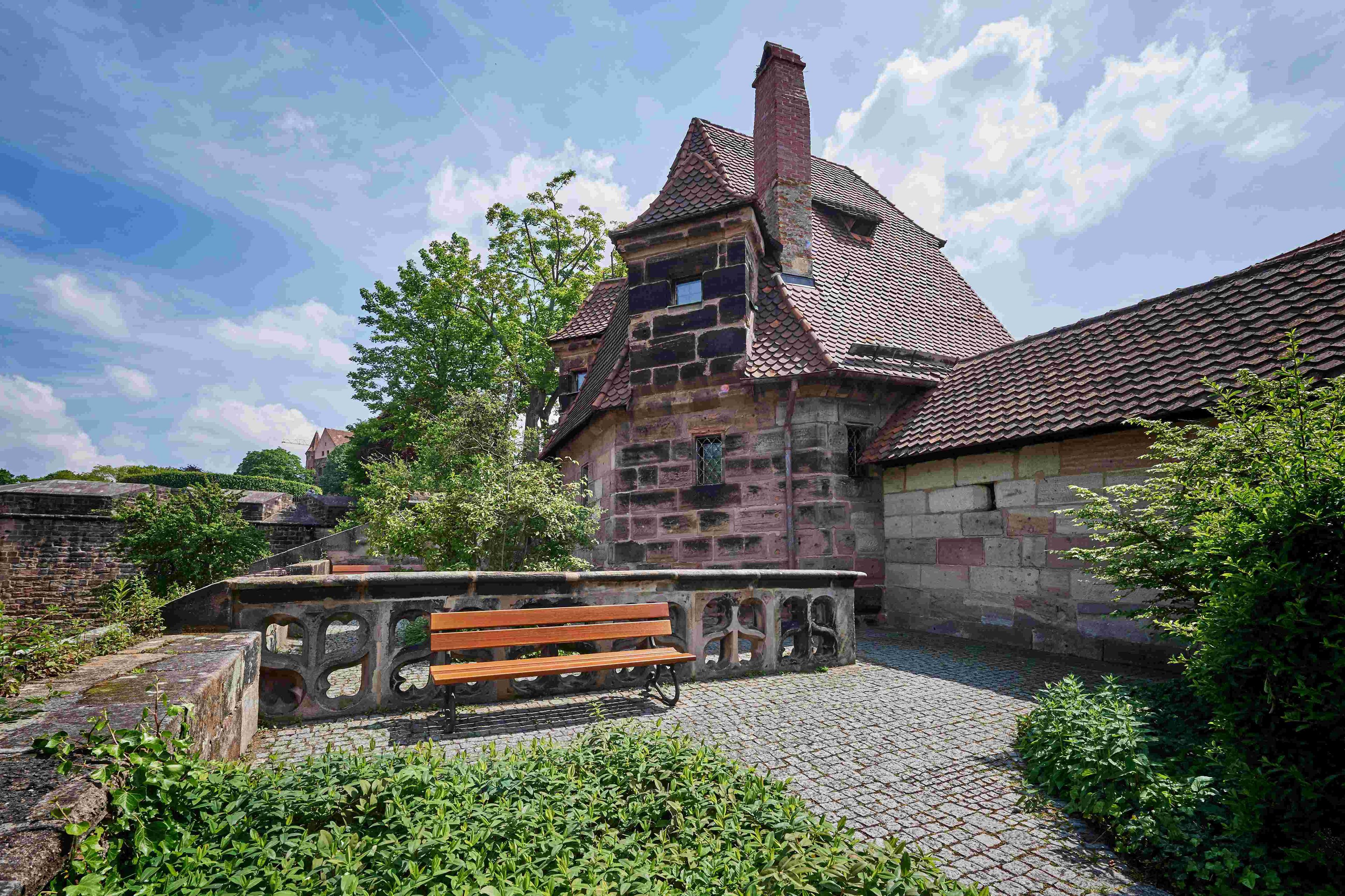 🌳 성곽 정원 (부르크가르텐)