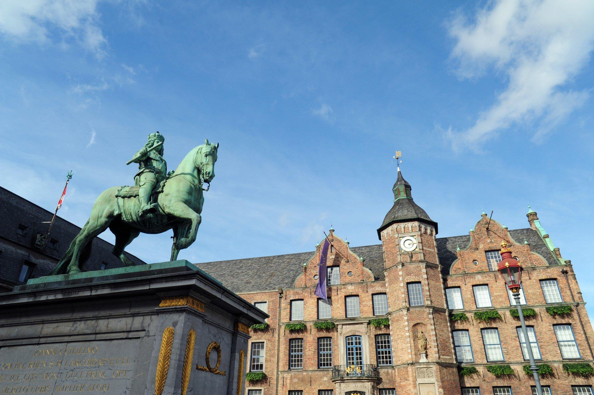 🏛️ 뒤셀도르프 구 시청사(라트하우스)