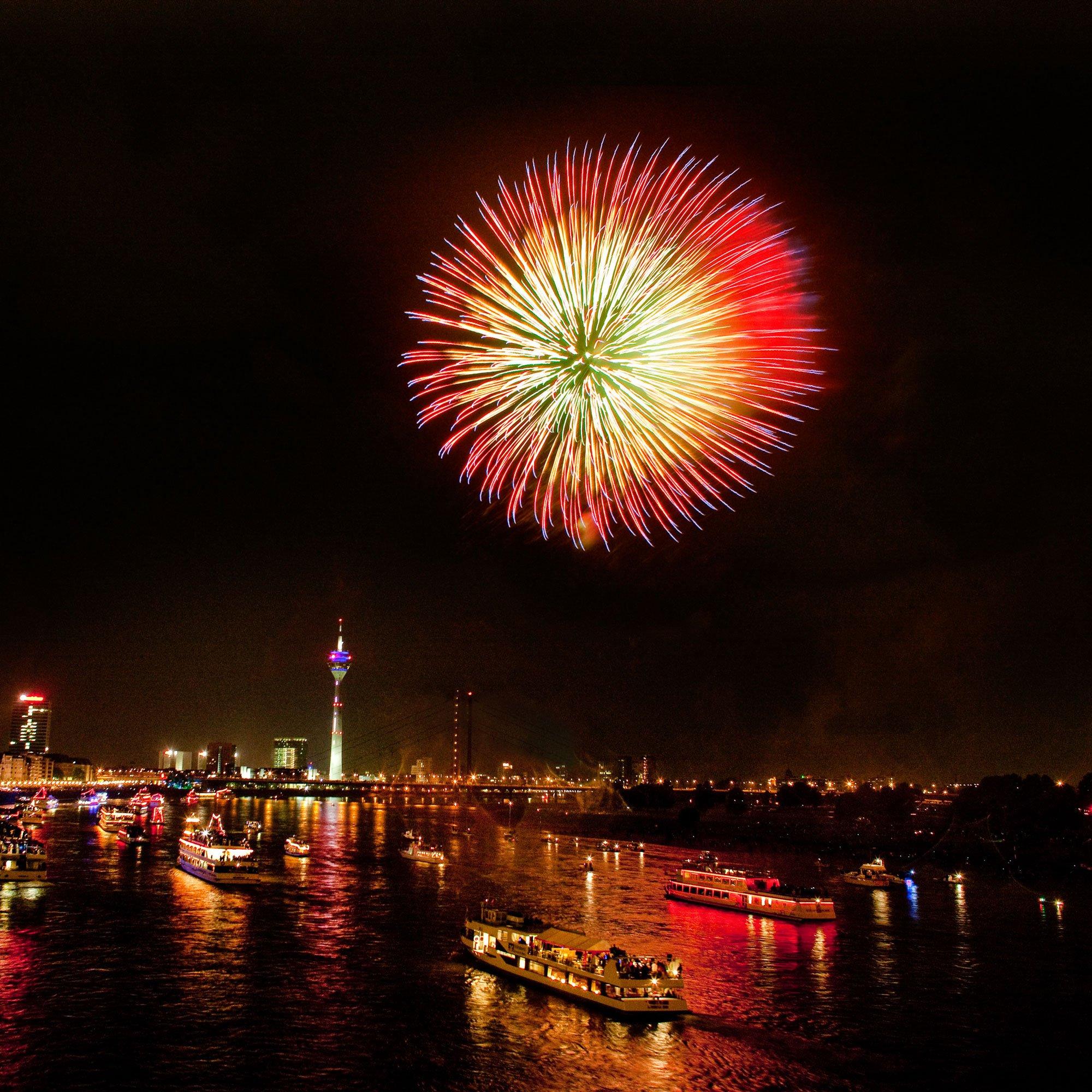 일본의 날 축제 불꽃놀이