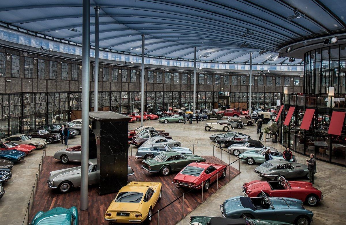 🚗 클래식 자동차 센터(클라식 레미제 뒤셀도르프)