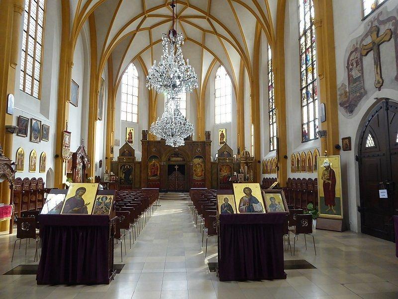 살바토르 교회 가이드 투어