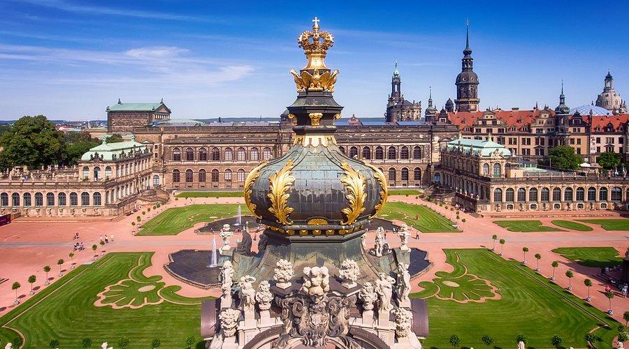 🏛️ 츠빙거 궁전