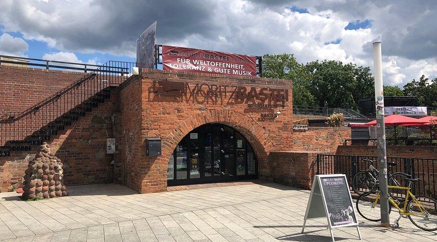 야외 정원 및 테라스 (특히 여름철)