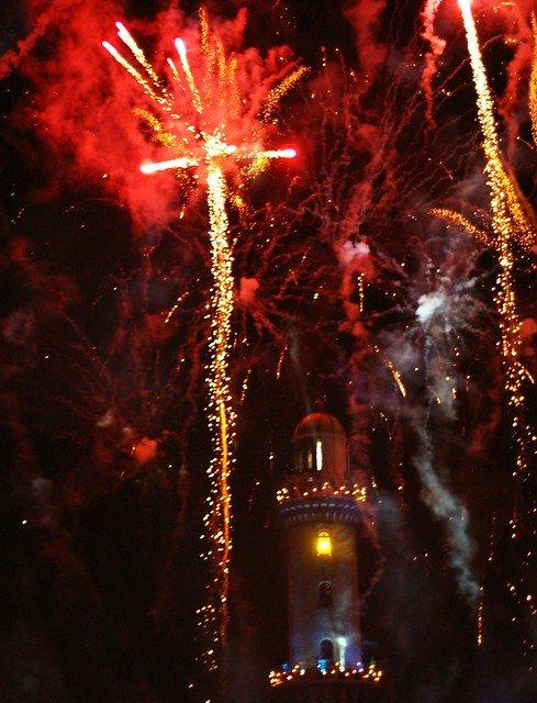 등대 인 플레임스 레이저 쇼