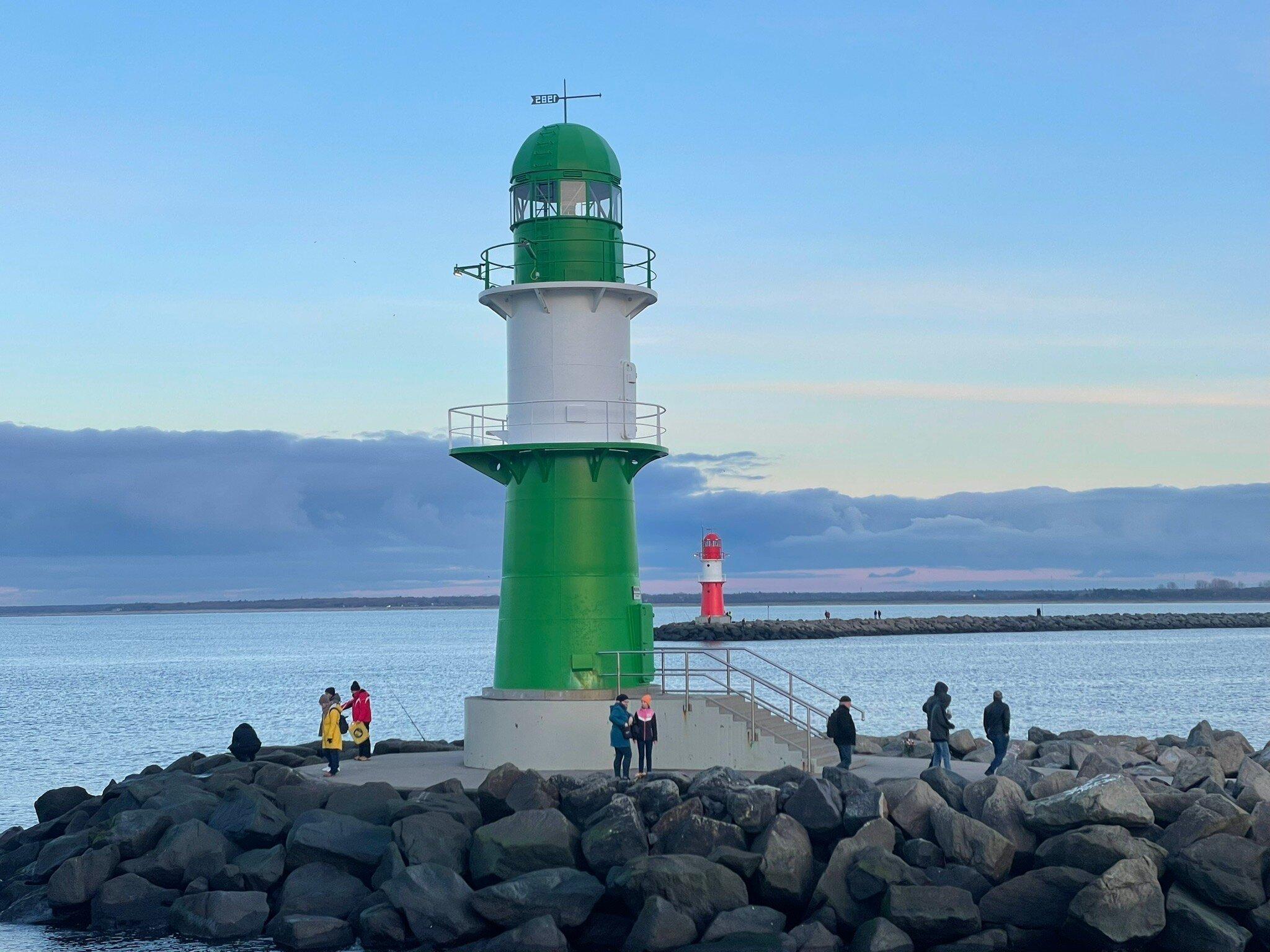 📍 서쪽 방파제 등대 (몰렌포이어 베스트몰레)
