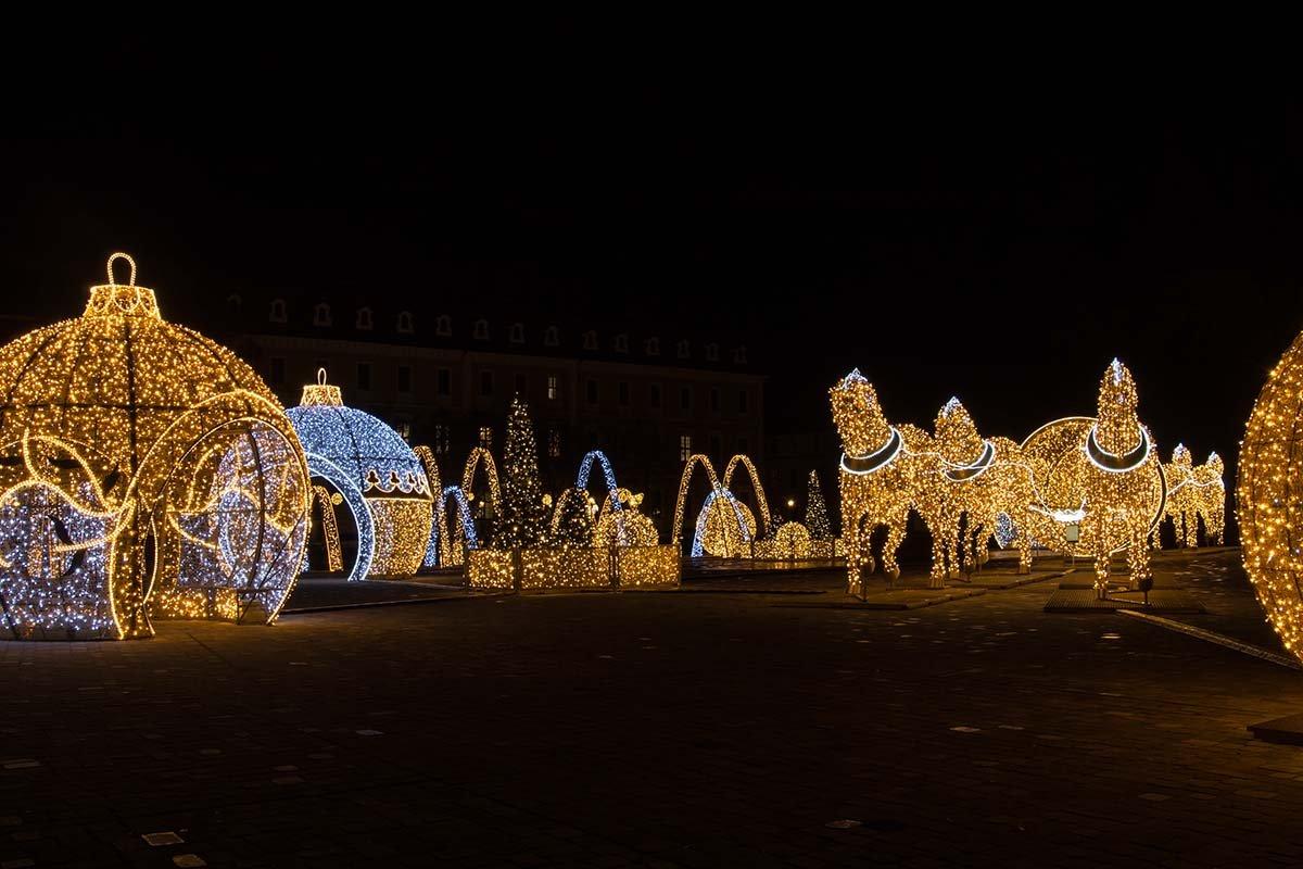 리히터벨트 축제 기간 중 조명으로 장식된 파운 분수