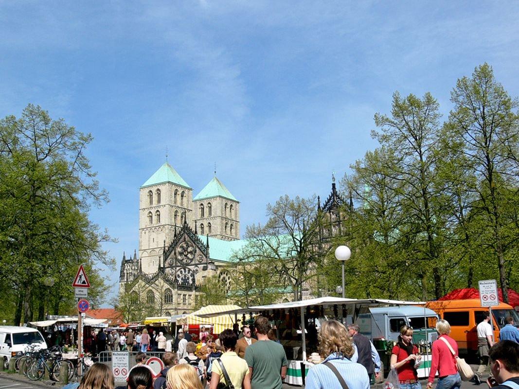 뮌스터 주간 시장 풍경