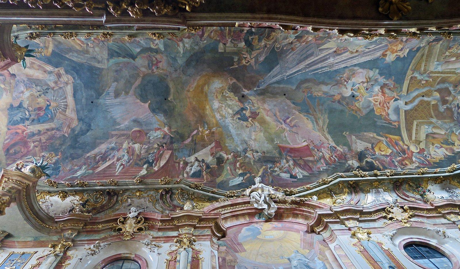 천장 프레스코화 '성 네포무크의 생애'