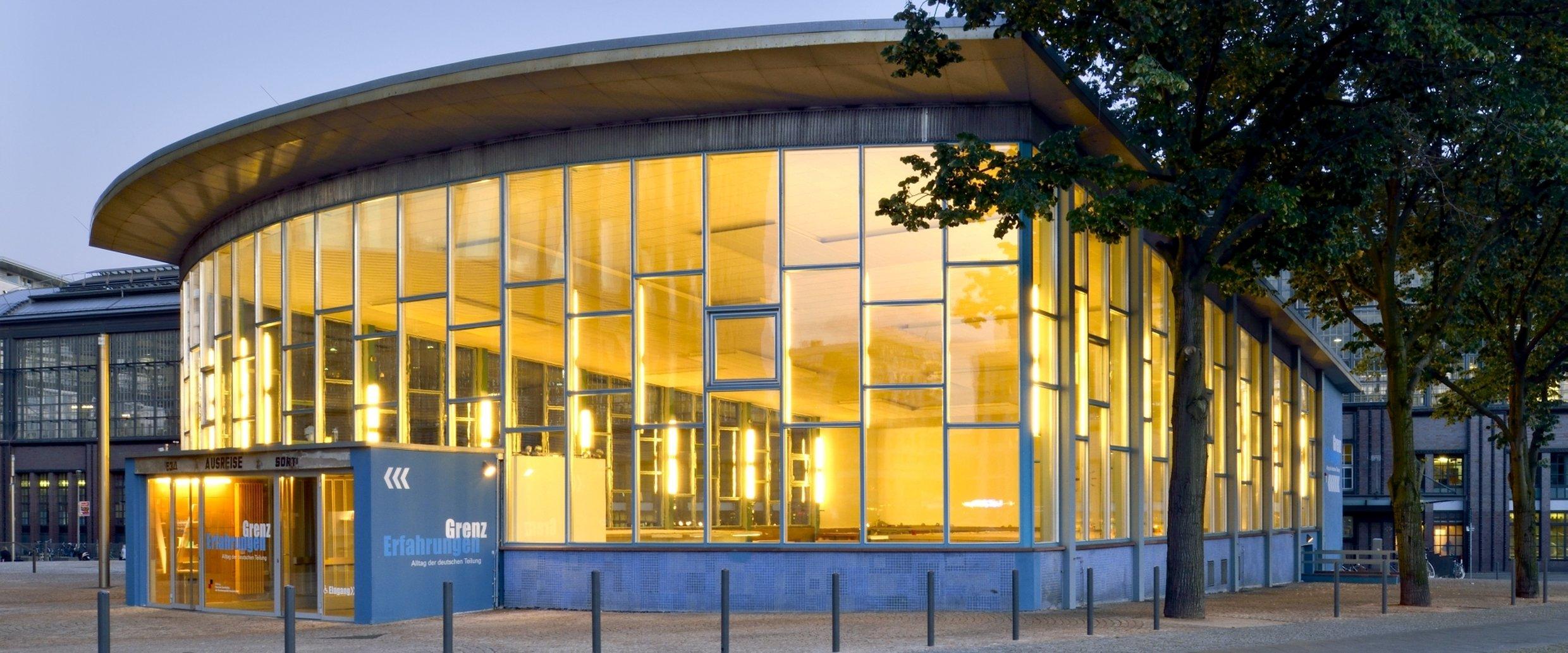 🏛️ 눈물의 궁전(트레넨팔라스트)