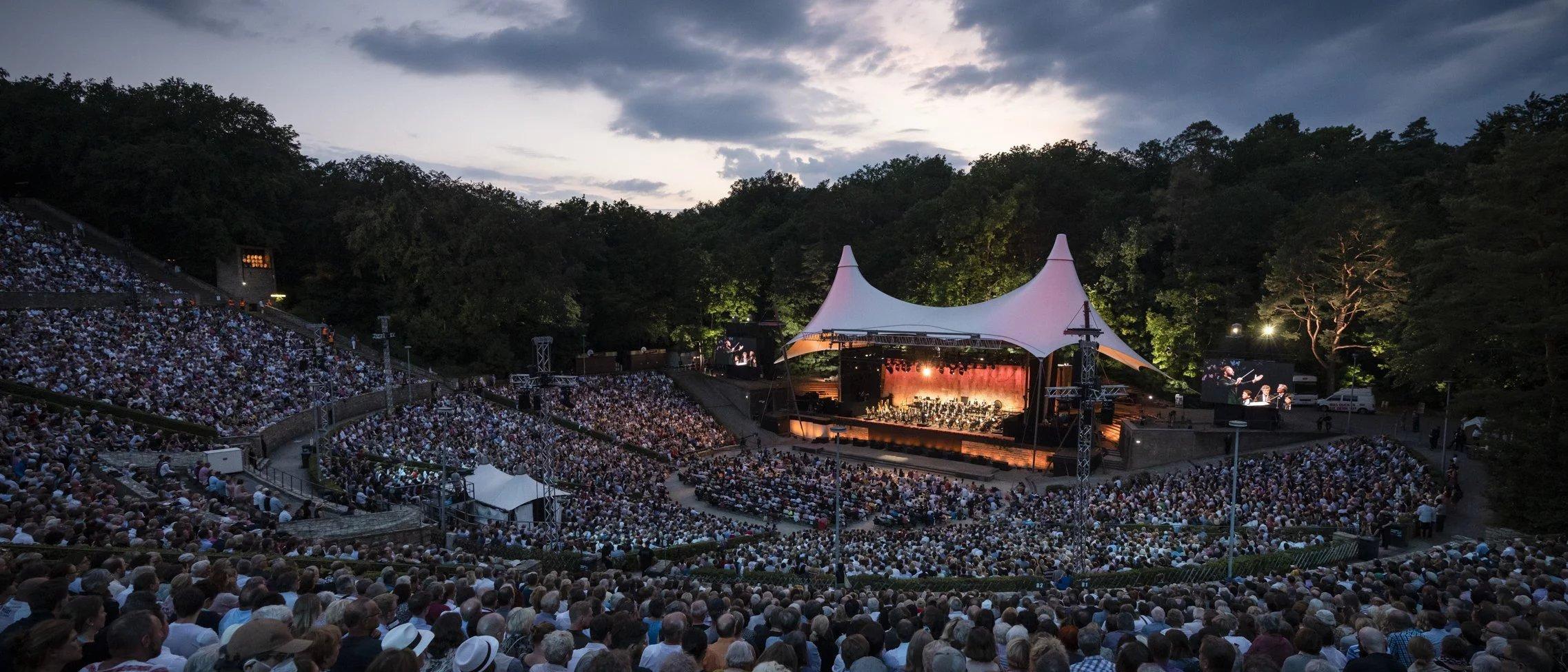 베를린 필하모닉 발트뷔네 공연 모습