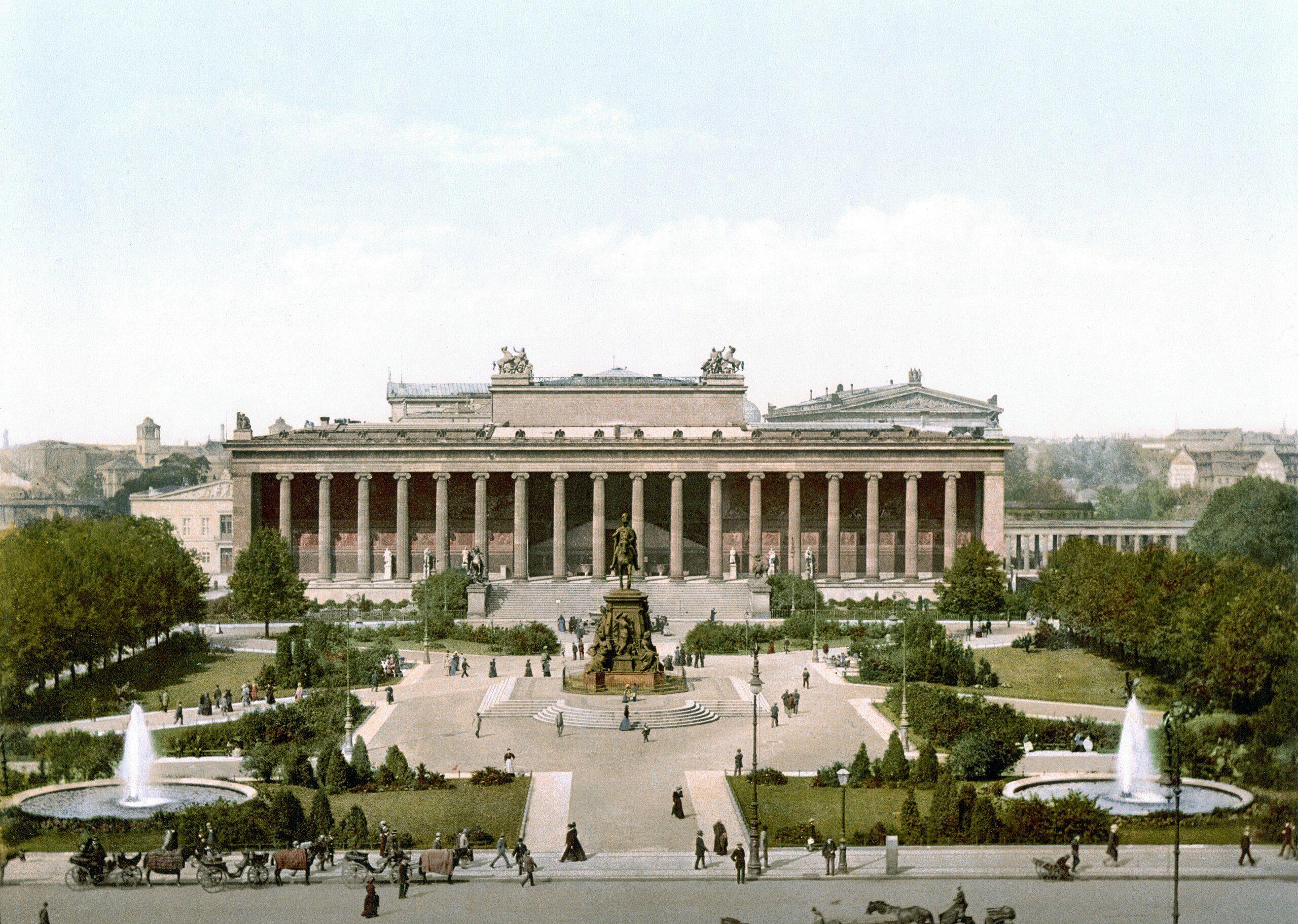루스트가르텐을 배경으로 한 박물관 전경 (Altes Museum with Lustgarten view)