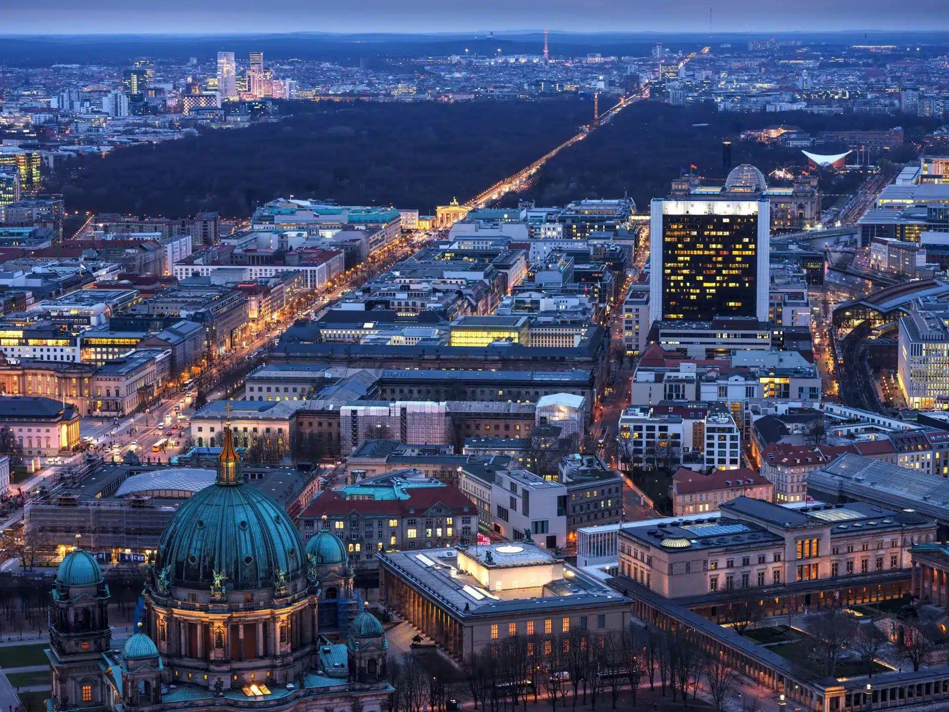 기구 바구니 내부 (특정 방향)