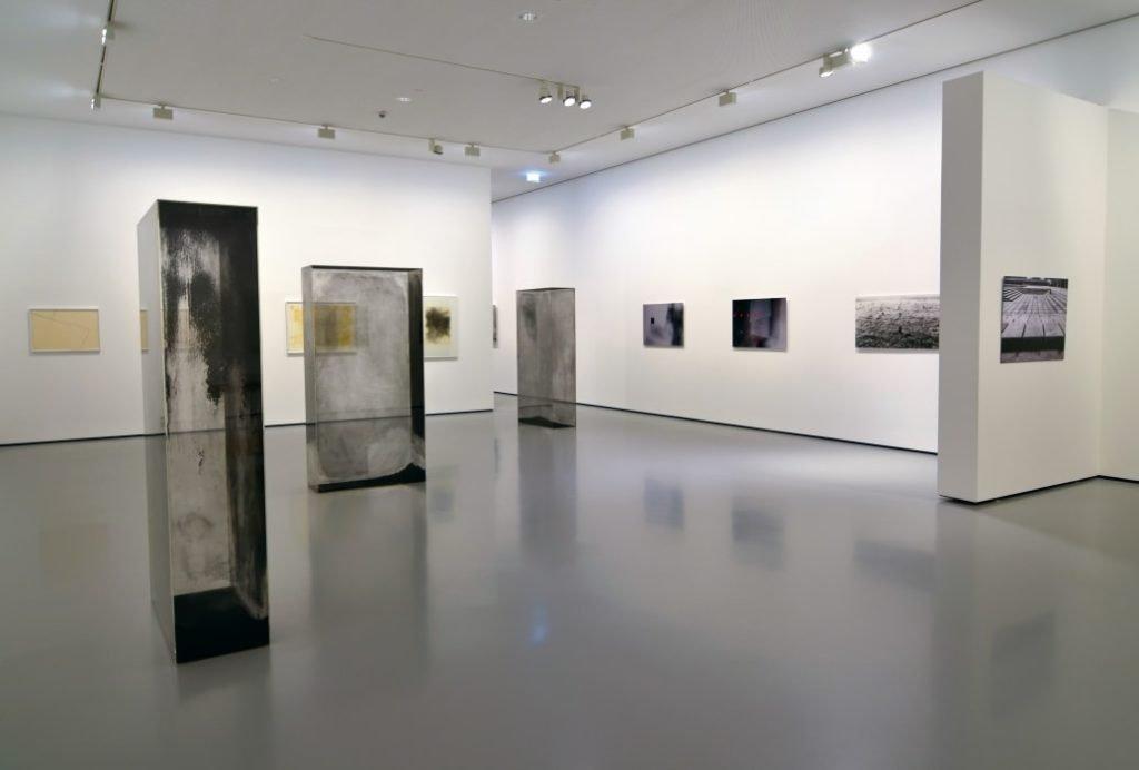 Zeichnung. Idee - Geste - Raum 전시 포스터