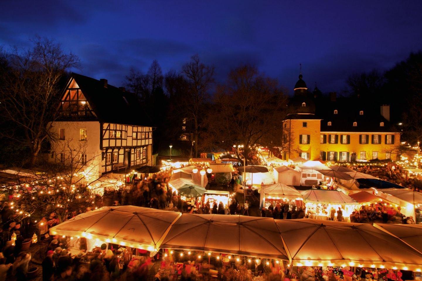 뤼텐베크 크리스마스 마켓의 풍경