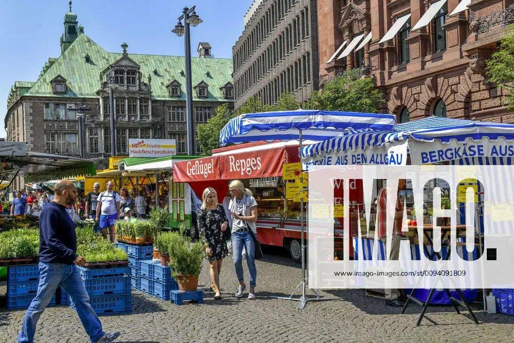 돔스호프 주간 시장 풍경