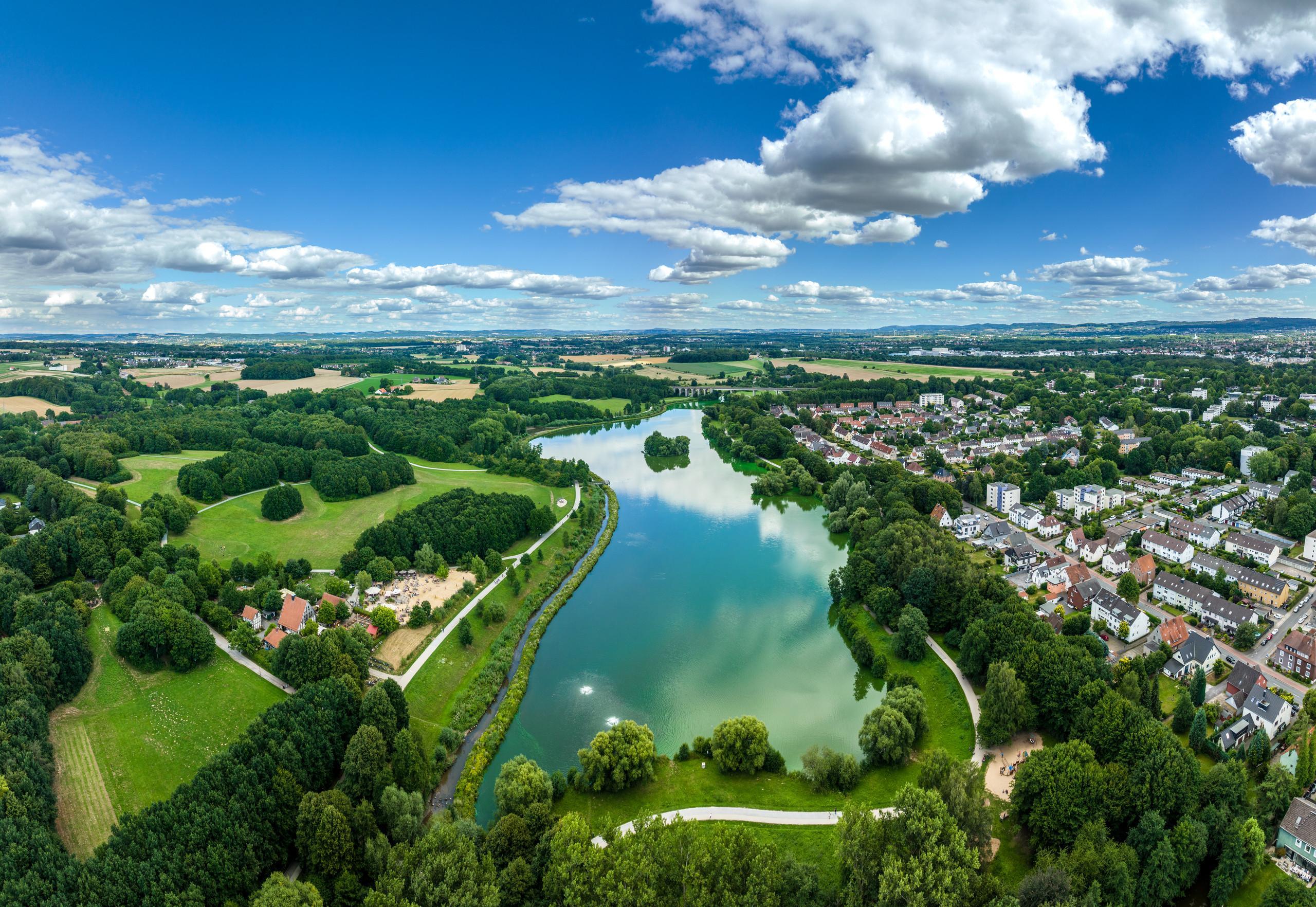 🏞️ 윗 호수(오버제)
