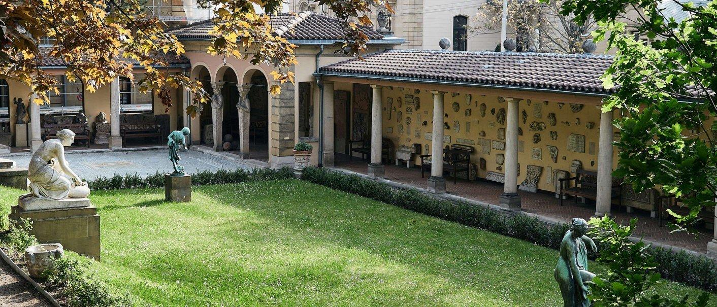 🏛️ 시립 석조 유물관 (슈테티셰스 라피다리움)