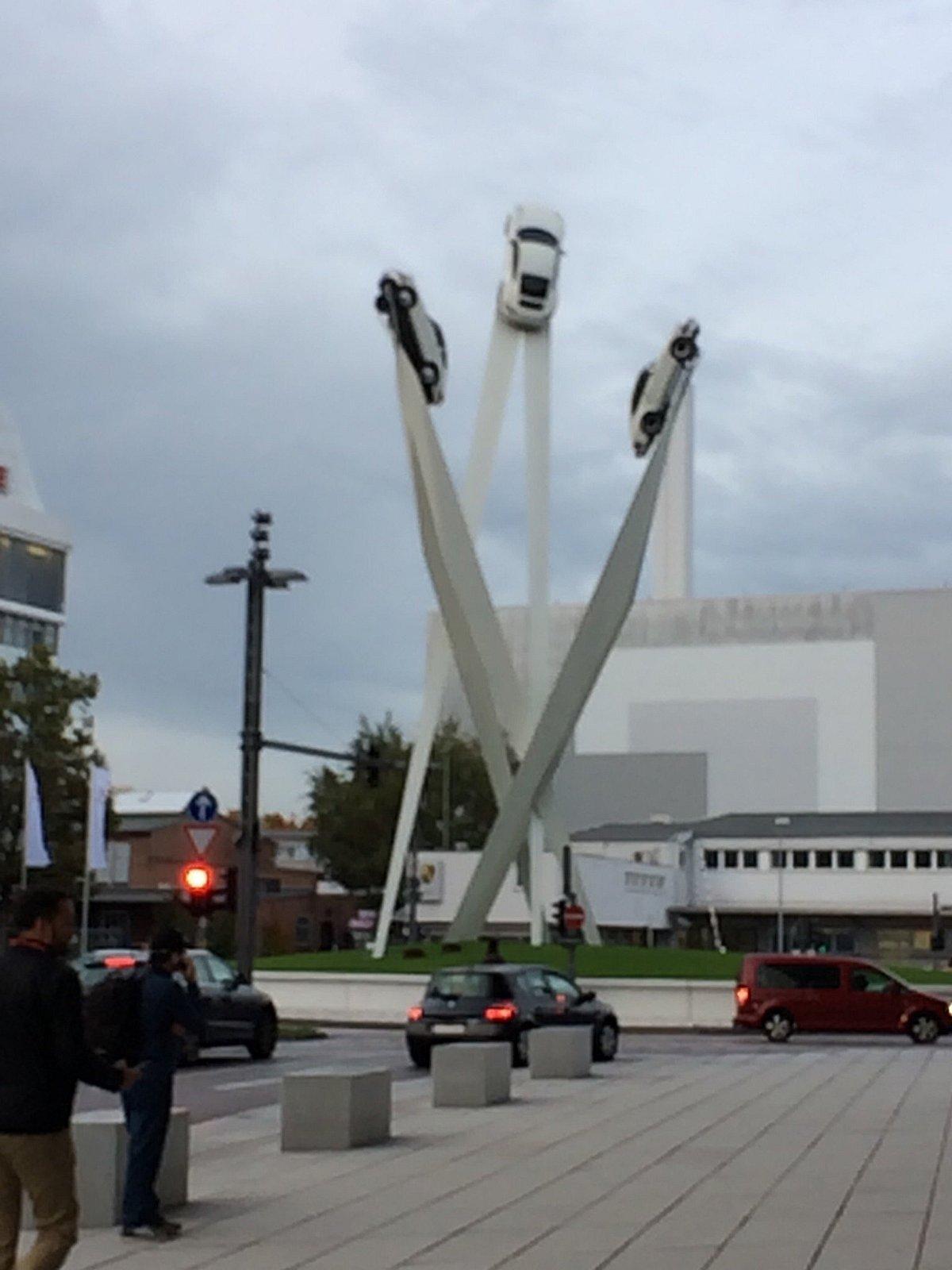 박물관 외부 조형물