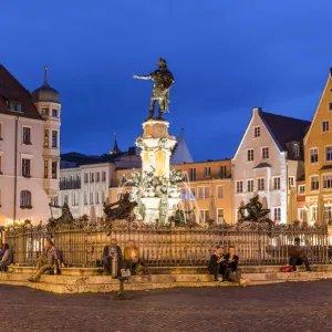 시청 광장에서 바라본 분수 전경