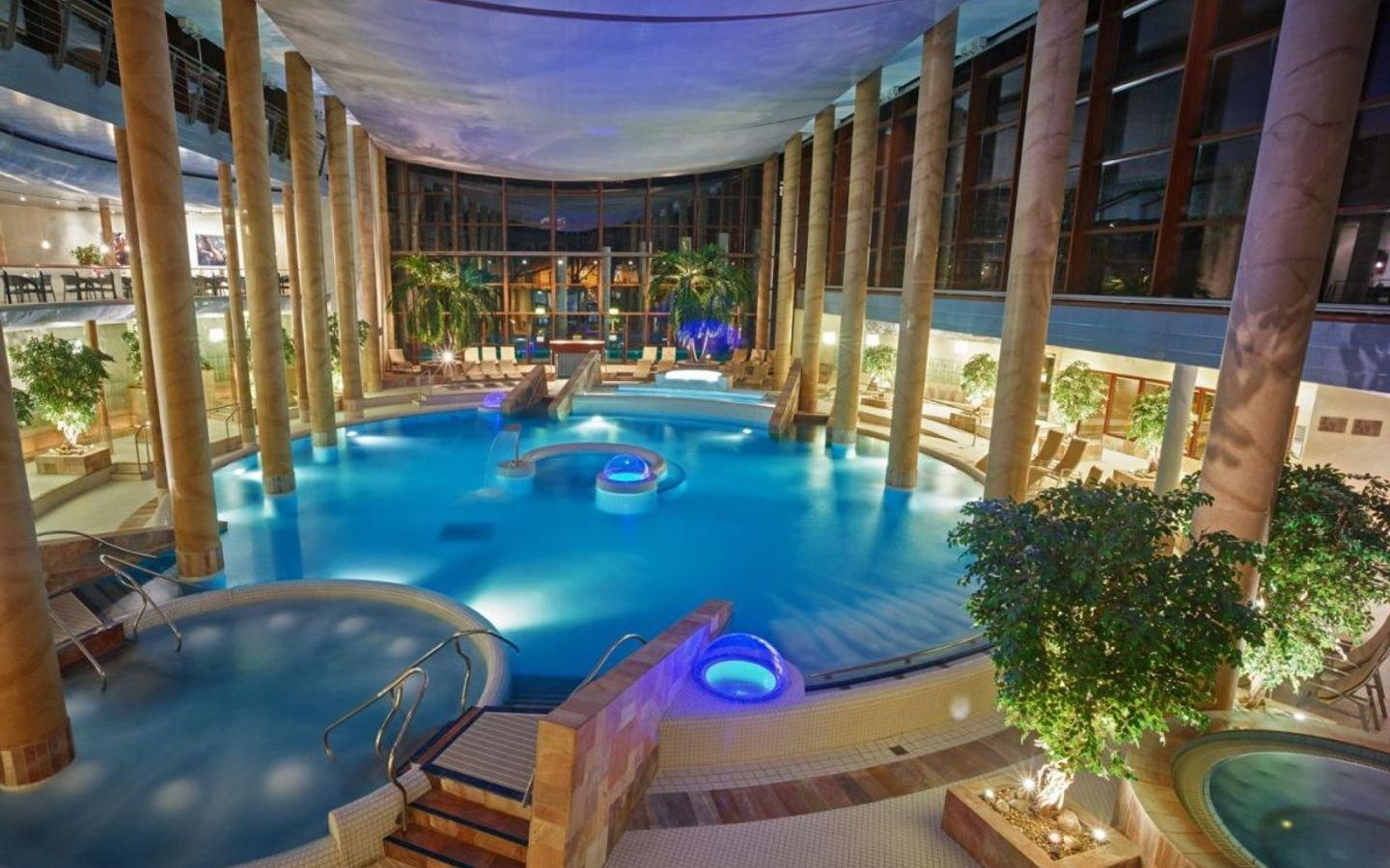 ♨️ 카롤루스 온천 (카롤루스 테르멘)