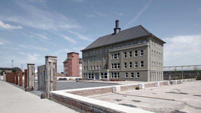 🏛️ 에르이너룽스오르트 탑프 운트 죄네