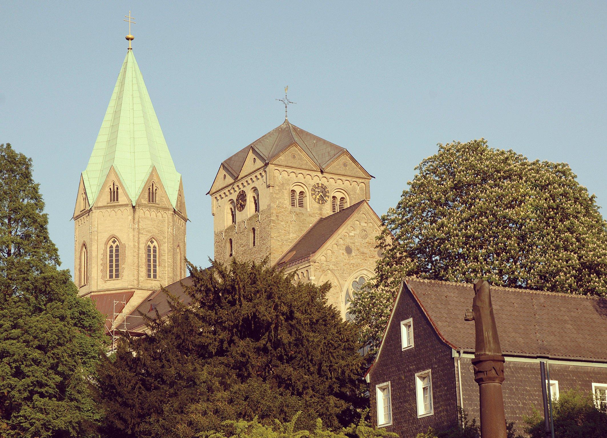 ⛪ 루트게루스 대성당(바실리카 장크트 루트게루스)