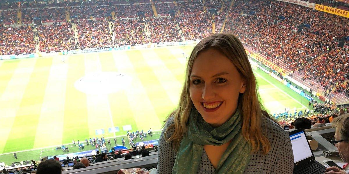 셀피 스테이션 (Selfie Stadion)