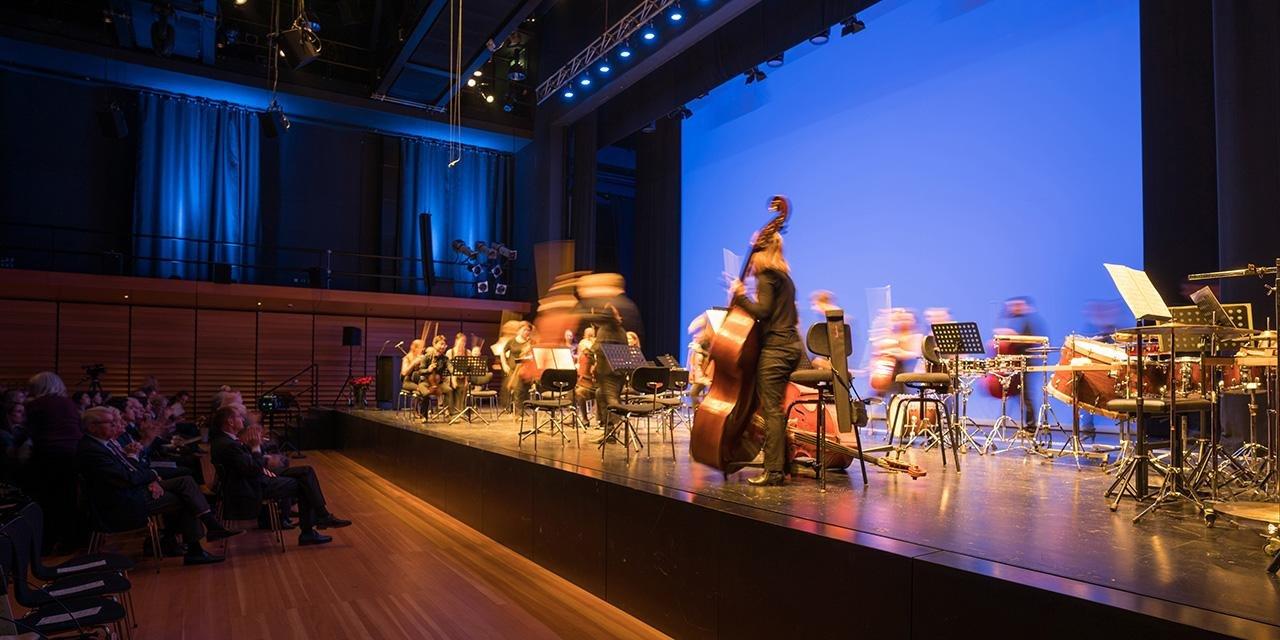 카를스루에 음악대학 콘서트 장면