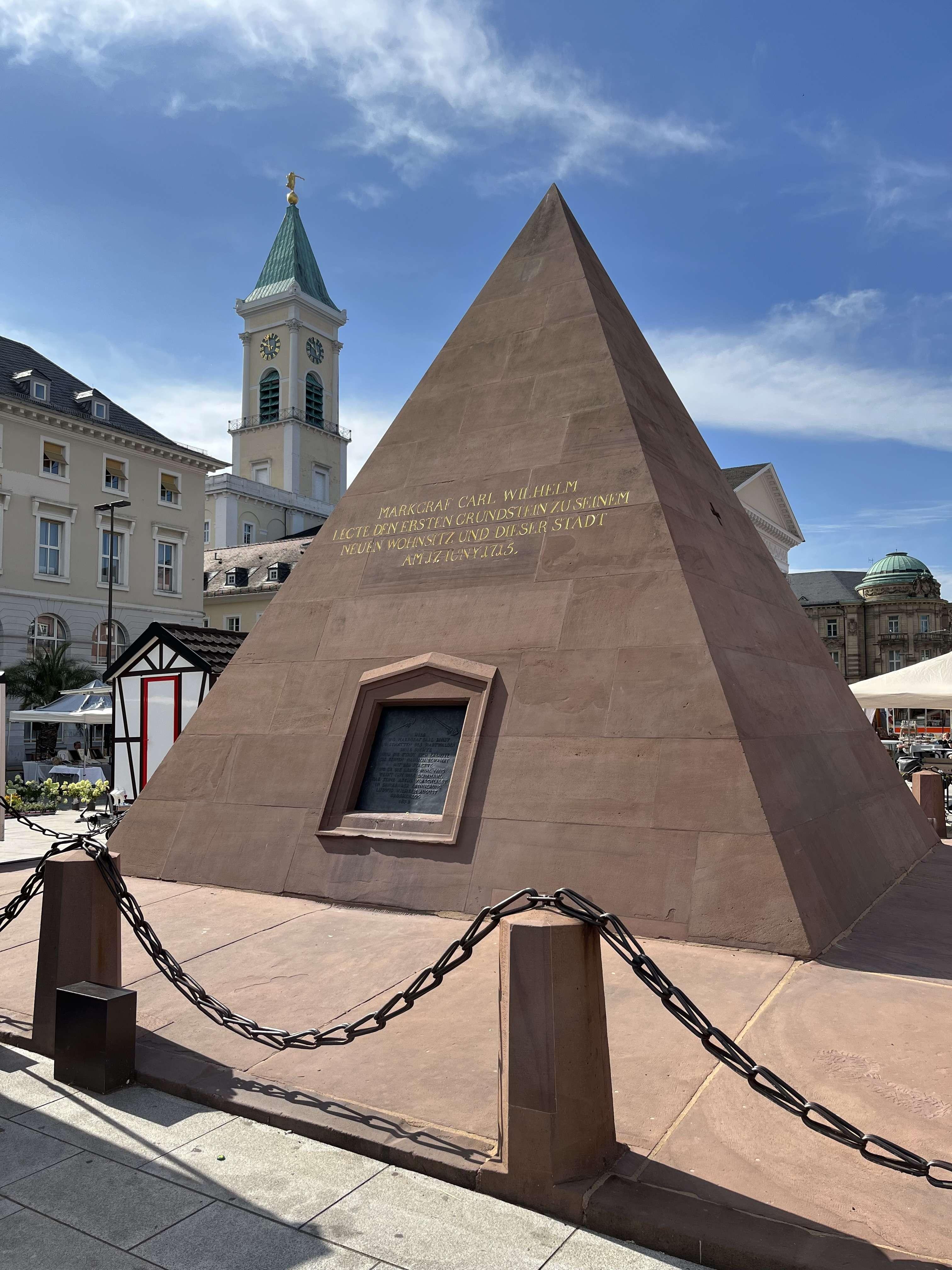 🏛️ 칼스루에 피라미드(카를스루어 피라미데)