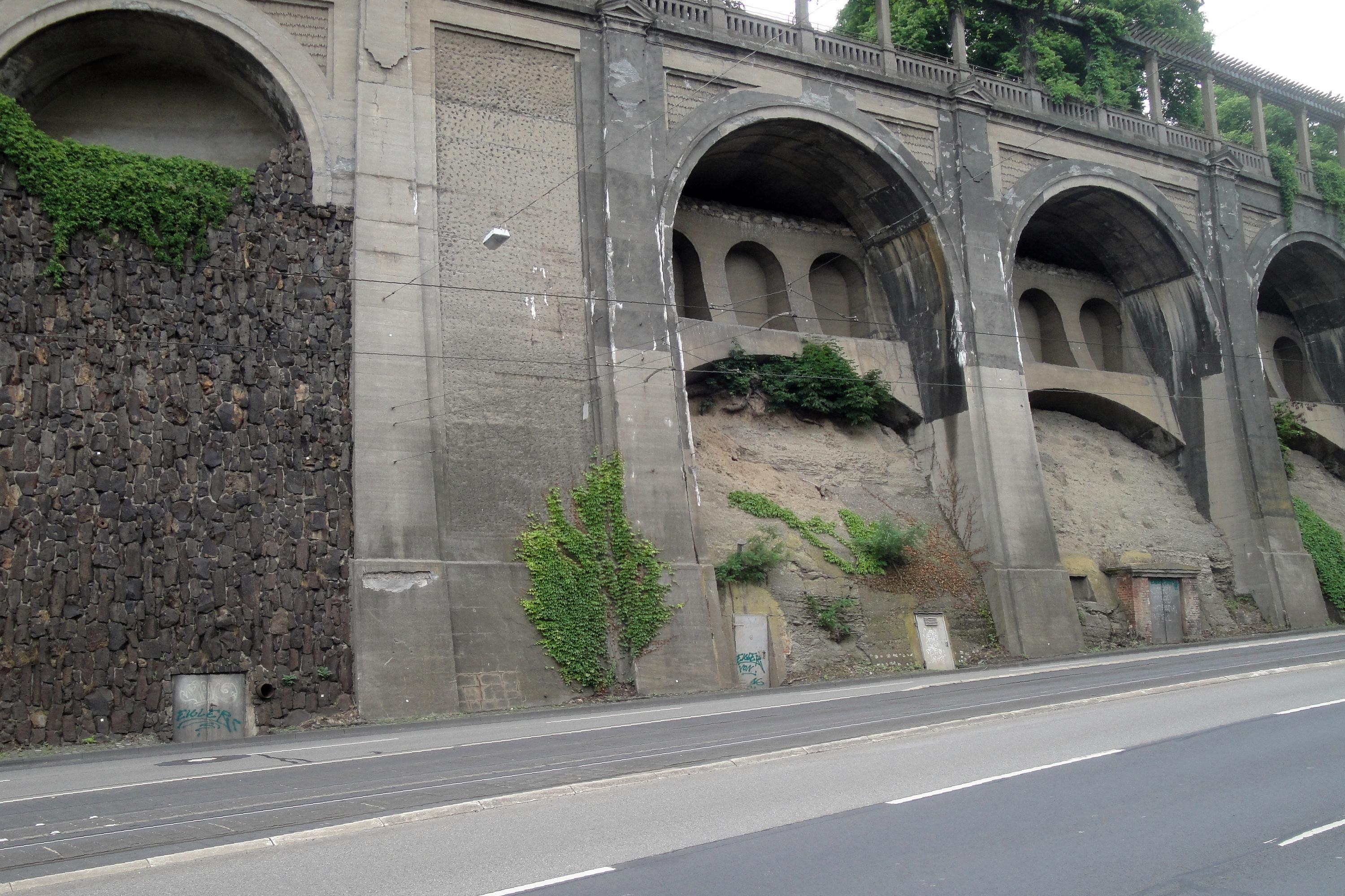 🛡️ 포도밭 벙커(바인베르크붕커 카셀)